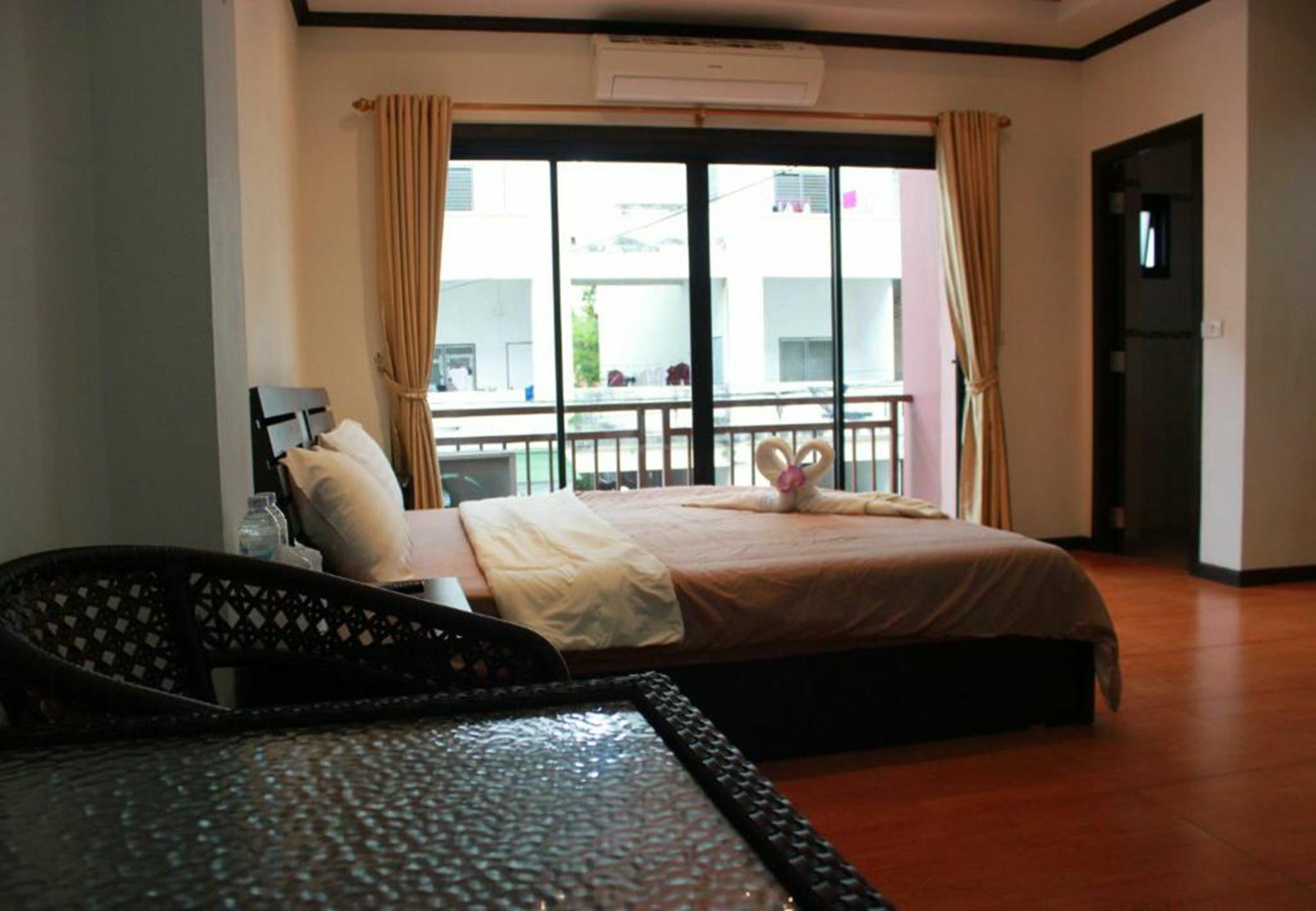 K&J Apartment Ban Nong Tabaek エクステリア 写真